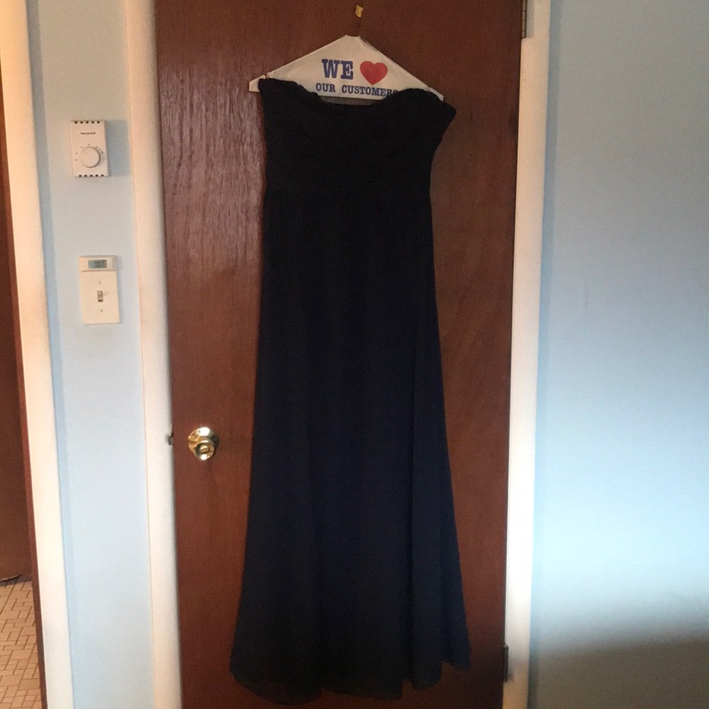 Long navy blue dress for a wedding